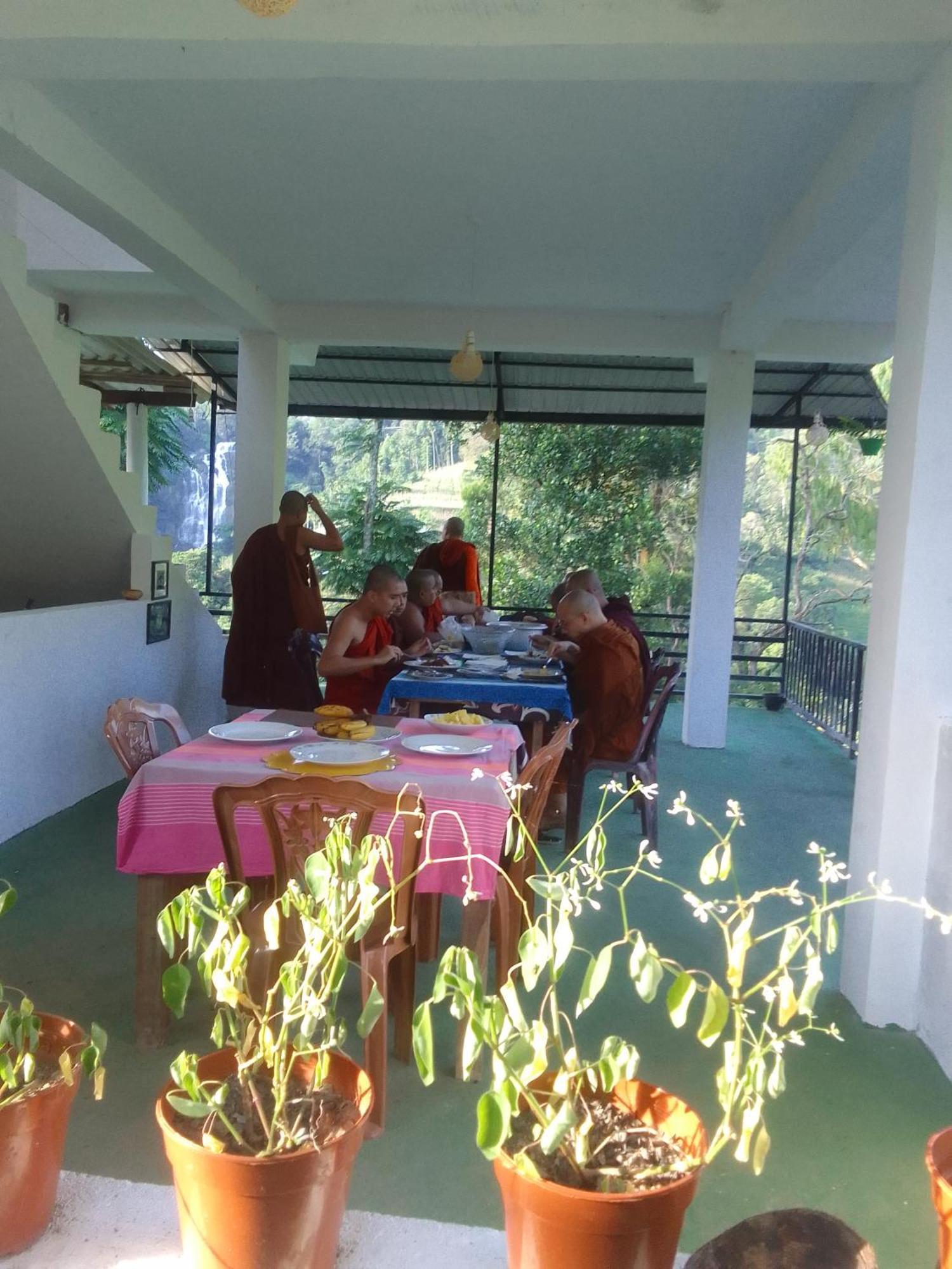 Nature'S Glow Home Stay And Restaurant Ella Ngoại thất bức ảnh